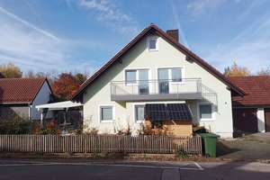 Familientraum - Sonnige Doppelhaushälfte mit Garten, Terrasse, Balkon, Garage und Stellplatz – Unterfeldweg 6, 85276 Pfaffenhofen an der Ilm – Vorschaubild 2