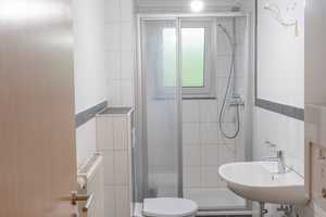 Frisch renovierte 3 ZKB-Wohnung mit Balkon in zentraler Lage – Friedrich-Wilhelm-Str. 80, 57074 Siegen-Wittgenstein (Kreis) – Vorschaubild 14