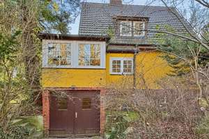 Bezugsfreies Einfamilienhaus mit Garage und großem Grundstück in Schulzendorf – Die vollständige Adresse der Immobilie erhältst du vom Anbieter., 15732 Schulzendorf – Vorschaubild 2