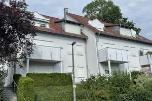 3-Zimmer-Eigentumswohnung mit Balkon & Aussicht – ruhig gelegen in Henfenfeld  ohne Makler – Höhenweg 2, 91239 Henfenfeld – Vorschaubild 2