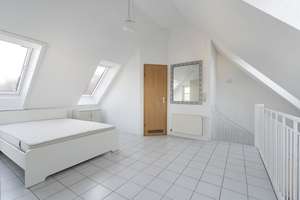 LICHT. RAUM. LEBENSQUALITÄT. Stilvolle Maisonette-Wohnung im Dachgeschoss – ideal für Singles oder P – Ressestraße 5, 70599 Plieningen (Ortsteil), Stuttgart – Vorschaubild 7