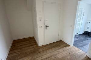 Hochwertige 2 -Zimmer DG Wohnung nach DG-Ausbau, nur schriftl. Anfragen – Holtenauer Strasse 205, 24106 Wik, Kiel – Vorschaubild 12