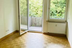 Gemütliche 2-Zimmer-Wohnung mit Balkon nahe Dutzendteich