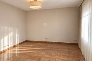 Hochwertige Wohnung im 3-Familienhaus mit Südbalkon, Terrasse & Wellnessbad & Einbauküche – 44267 Holzen, Dortmund – Vorschaubild 11