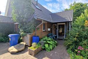 Großzügiges EFH mit vermieteter Einliegerwohnung – Wintergarten, Südterrasse & grünem Grundstück – Die vollständige Adresse der Immobilie erhältst du vom Anbieter., 25774 Krempel – Vorschaubild 3
