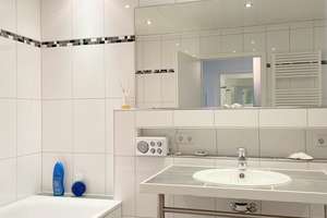 Penthouse in ruhiger Lage Bonn-Beuel – Die vollständige Adresse der Immobilie erhältst du vom Anbieter., 53225 Schwarzrheindorf/Vilich-Rheindorf, Bonn – Vorschaubild 10