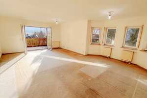 Imposantes Zweifamilienhaus mit Fernblick und weitläufigem Garten – Jägersberg 20, 91480 Neustadt a.d. Aisch-Bad Windsheim (Kreis) – Vorschaubild 8