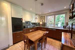 Repräsentative 290 qm Villa mit PV -Anlage am Emilienpark, als Ein- oder Zweifamilienhaus nutzbar... – Lörrach (Kreis) – Vorschaubild 8