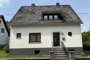 Modernisiertes Einfamilienhaus mit schönem Grundstück in ansprechender Lage – Westerwaldkreis – Vorschaubild 1