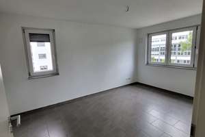 **Helle, moderne 4-Zi.-Wohnung mit EBK und TG-Stellplatz** – Die vollständige Adresse der Immobilie erhältst du vom Anbieter., 70374 Muckensturm, Stuttgart – Vorschaubild 9