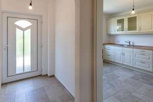Neuwertiges Reihenmittelhaus sucht nette Familie – Die vollständige Adresse der Immobilie erhältst du vom Anbieter., 85551 Kirchheim bei München – Vorschaubild 3