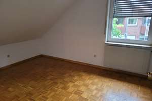 Familienfreundliches 4-Zimmer-Haus mit Terrasse und Garage, Haustiere willkommen! – Die vollständige Adresse der Immobilie erhältst du vom Anbieter., 31582 Nienburg (Weser) – Vorschaubild 8