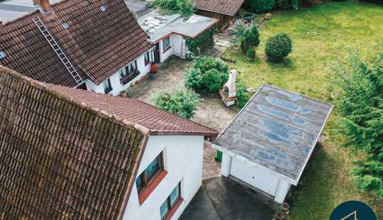 Bild von Rohdiamant in Langenhorn – Doppelhaushälfte mit Potenzial und Charakter wartet auf Kernsanierung