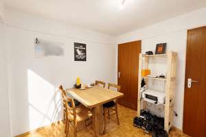3,5 Zimmer - viel Platz - Stellplatz dabei – Attraktive DG-Wohnung in Durlach-Aue – Die vollständige Adresse der Immobilie erhältst du vom Anbieter., 76227 Durlach, Karlsruhe – Vorschaubild 7