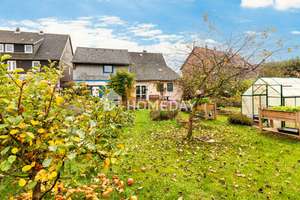 Großzügig & naturnah: EFH mit Garten, Terrasse, Garage und herrlichem Ausblick in Östrum – Die vollständige Adresse der Immobilie erhältst du vom Anbieter., 31162 Bad Salzdetfurth – Vorschaubild 31