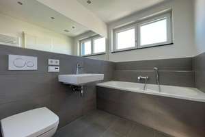 *** PENTHOUSE * Terrasse * 3 Zimmer  * NEUBAU * EBK * TG * 06/26 *** – Prager Straße 235-259, 4289 Probstheida, Leipzig – Vorschaubild 3