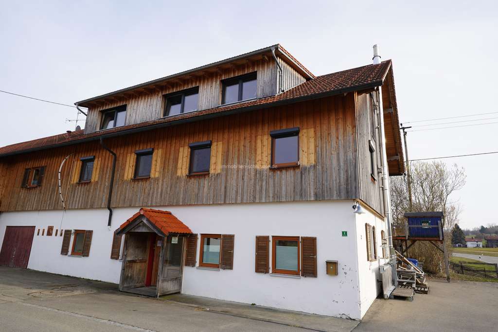 Immobilie in Maierhöfen - Wohnjuwel in ehemaliger Sennerei  aktuell mit 2 Wohnungen in KFW 55 Standard im Westallgäu - Bild 4