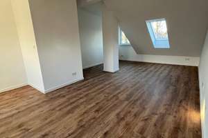Mit Traumküche & Stil: frisch sanierte Dachgeschosswohnung – Mahlenburger Weg 37, 44309 Brackel (Ortsteil), Dortmund – Vorschaubild 13