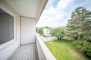 Charmantes Apartment (2. OG) mit großem Balkon, grünem Ausblick und Westpark-Nähe – Die vollständige Adresse der Immobilie erhältst du vom Anbieter., 80686 Land in Sonne, München – Vorschaubild 10