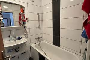 ***Stilvolle 3,5 Zimmer-Whg mit Balkon in KA-Neureut** – Die vollständige Adresse der Immobilie erhältst du vom Anbieter., 76149 Neureut, Karlsruhe – Vorschaubild 7