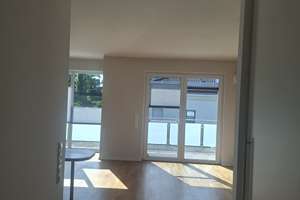 Frisch renovierte 3-Zimmer-Wohnung am Bunter Garten: Seniorengerecht im ruhigen 5-Parteienhaus! – Bökelstr. 143, 41063 Eicken, Mönchengladbach – Vorschaubild 4