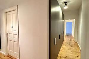 Altbau-Ikone mit Lift, Balkon, Stuck & High-End-Design - Friedrichshain Bestlage – Die vollständige Adresse der Immobilie erhältst du vom Anbieter., 10243 Friedrichshain, Berlin – Vorschaubild 3