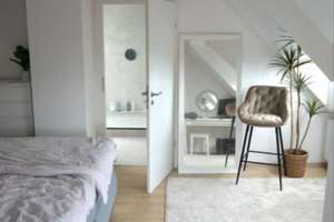 Attraktive 3-Zimmer Maisonette-Wohnung mit Tiefgarage in Düsseldorf-Bilk nähe Uni Kliniken und Uni