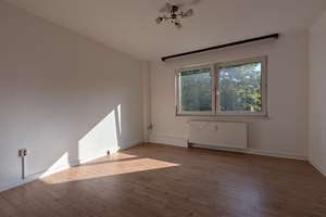 schöne 2,5 Zimmer Wohnung im gepflegten MfH mit Einbauküche – Die vollständige Adresse der Immobilie erhältst du vom Anbieter., 45138 Südostviertel, Essen – Vorschaubild 2