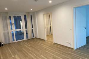 Schicke 4-Zimmer-Wohnung im EG mit großer Terrasse zum ruhigen Innenhof – Tunzhofer Str. 13, 70191 Heilbronner Straße, Stuttgart – Vorschaubild 17