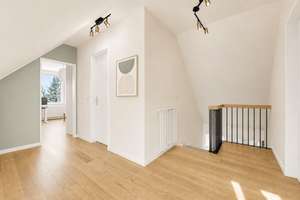 Ihr neues Lieblingszuhause auf zwei Ebenen mit sonnigem Südbalkon – Die vollständige Adresse der Immobilie erhältst du vom Anbieter., 22607 Groß Flottbek, Hamburg – Vorschaubild 10