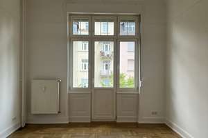 Gepflegte 3-Zimmer-Wohnung mit Balkon im 2. OG in Wiesbaden – Schiersteinerstr. 25, 65187 Rheingauviertel / Hollerborn, Wiesbaden – Vorschaubild 2