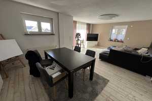 Viel Platz und tolle Möglichkeiten!

Schönes 2-Familien-Wohnhaus in ruhiger Lage von Alfdorf – Rems-Murr-Kreis – Vorschaubild 9