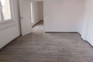 großzügige 4 Zimmer Wohnung mit offenem Küchen-/Wohnbereich und Gartenanteil – Weserstr. 227a, 27572 Wulsdorf, Bremerhaven – Vorschaubild 5