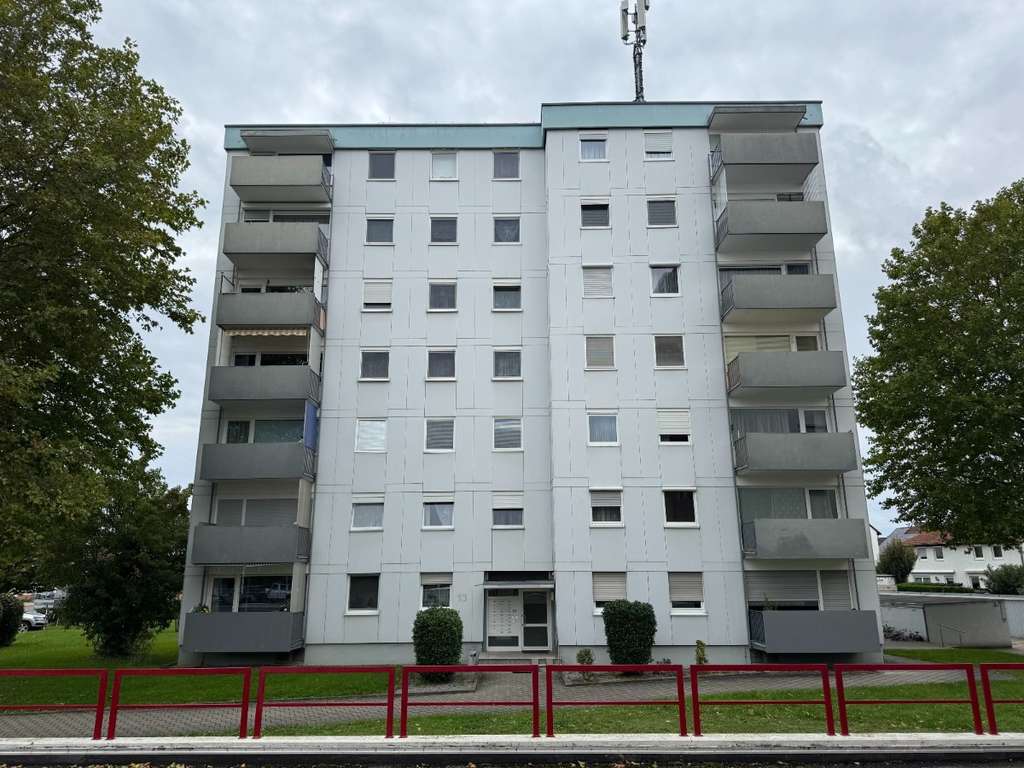 Immobilie in Leimen - Sorglos-Investment: Vermietete 3-Zi-Wohnung mit Garage & hohen Rücklagen in SAP-Nähe - Bild 0