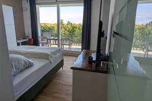 Property thumbnail 6