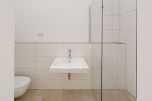 Elegante 2-Zimmer-Wohnung mit Balkon in der Weststadt! – Moningerstraße 11a, 76135 Weststadt, Karlsruhe – Vorschaubild 7
