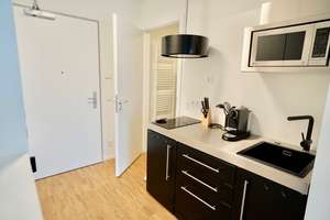 Schwabing, Leopoldstr. 204, Rückgebäude, möblierte 1 Zi.-Whg. mit Westbalkon, 6. OG, Bj. 2018 – Leopoldstraße 204, 80804 Neufreimann, München – Vorschaubild 9