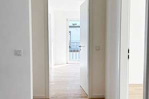 Sonniges Penthouse in repräsentativem Anwesen – Die vollständige Adresse der Immobilie erhältst du vom Anbieter., 81927 Englschalking, München – Vorschaubild 5