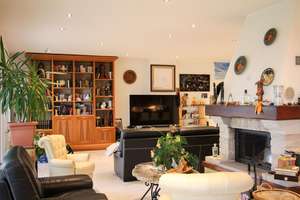 Repräsentative Luxusvilla mit mediterranem Flair, großzügigen Terrassen und idyllischem Garten – Die vollständige Adresse der Immobilie erhältst du vom Anbieter., 86199 Göggingen-Süd, Augsburg – Vorschaubild 15