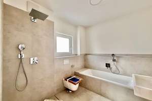 Neubau DG Wohnung - modern - pfiffig - energieeffizient - EBK ablösefrei – Die vollständige Adresse der Immobilie erhältst du vom Anbieter., 86199 Göggingen-Süd, Augsburg – Vorschaubild 8