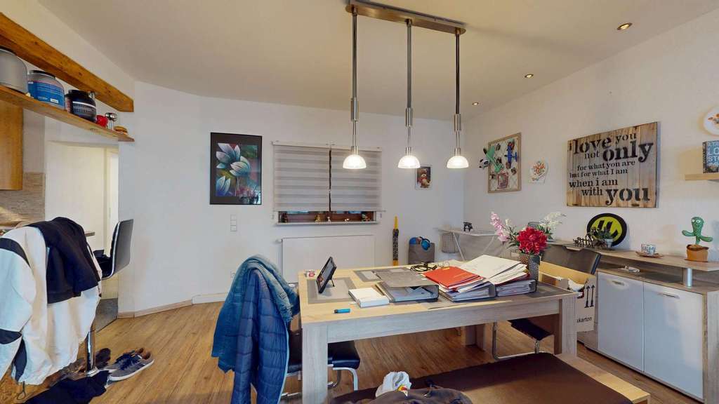 Immobilie in Eggenstein-Leopoldshafen - Familientraum in Eggenstein – Großzügiges Haus mit Pool, Sauna & Gym - Bild 3