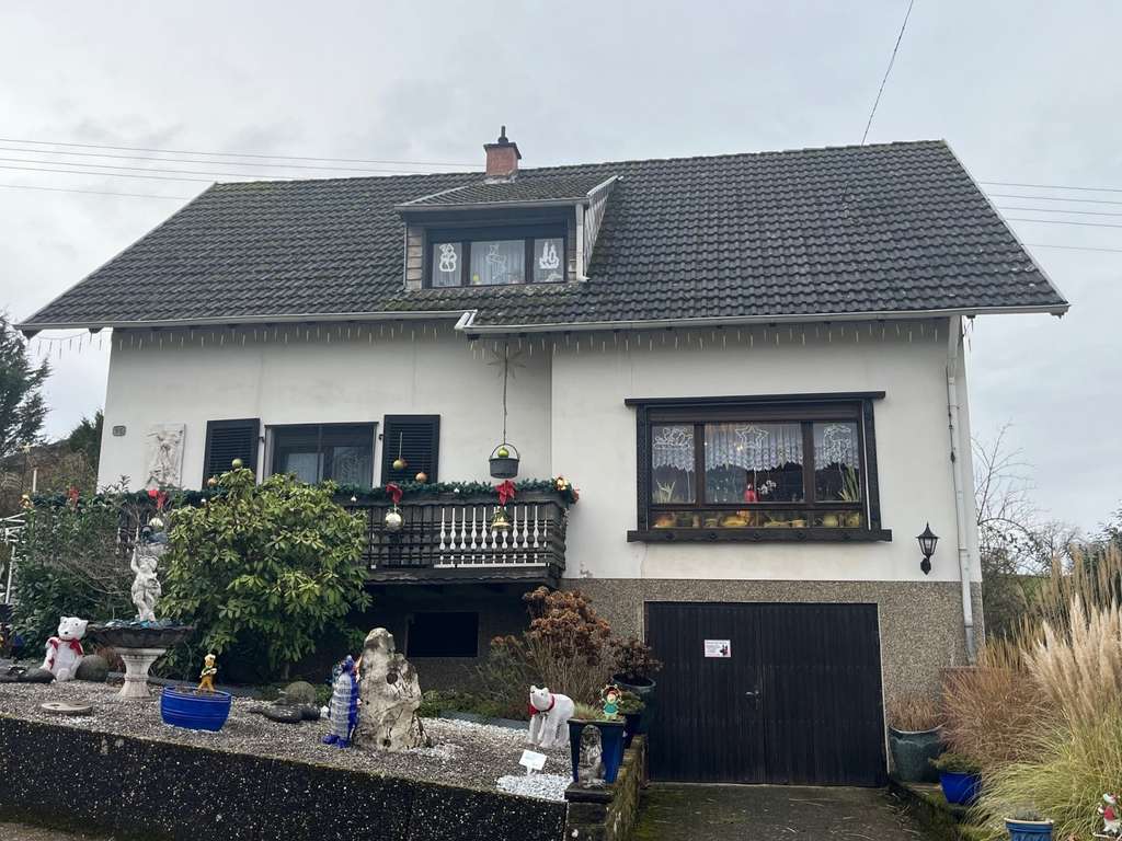 Immobilie in Illingen - WUSTWEILER : 1-2  FH mit POTENTIAL und 2689 m² GRUNDSTÜCK in TRAUMLAGE !   - Bild 2