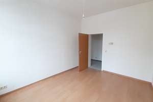 Schöne helle Wohnung an der Uni - WG geeignet mit EBK und Balkon