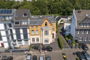 Stadtvilla mit Charakter – Wohnen und Arbeiten unter einem Dach in Köln-Müngersdorf – Die vollständige Adresse der Immobilie erhältst du vom Anbieter., 50933 Müngersdorf, Köln – Vorschaubild 38