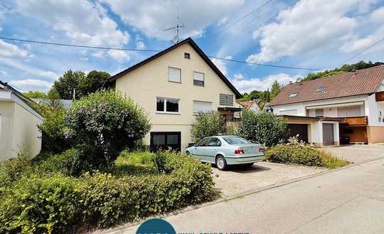 2-Familienhaus mit kleiner Werkstatt, Doppelgarage und Garten in Ortsrandlage von Aichtal-Neuenhaus