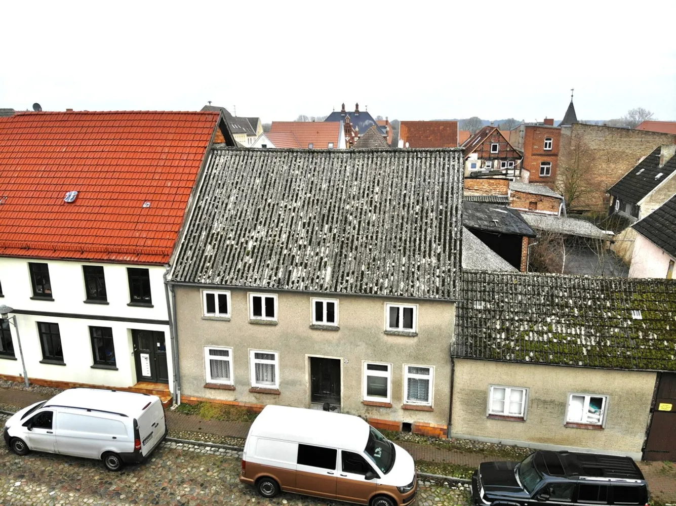 Sanierungsbedürftiges Haus mit großem Rendite-Potenzial in zentraler Lage - kein Denkmalschutz!, Rostock Kreis – Bild 4