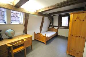 3 Wohnungen oder 5 Apartments: Wohnhaus möbliert, mit Gewerbefläche am Marktplatz in Homberg (Efze)  – Die vollständige Adresse der Immobilie erhältst du vom Anbieter., 34576 Homberg (Efze) – Vorschaubild 46