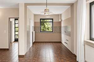 Parkähnliches Grundstück in Alt-Rahlstedt – großzügige Doppelhaushälfte mit Kamin, Loggia und Garage – Die vollständige Adresse der Immobilie erhältst du vom Anbieter., 22149 Rahlstedt, Hamburg – Vorschaubild 14