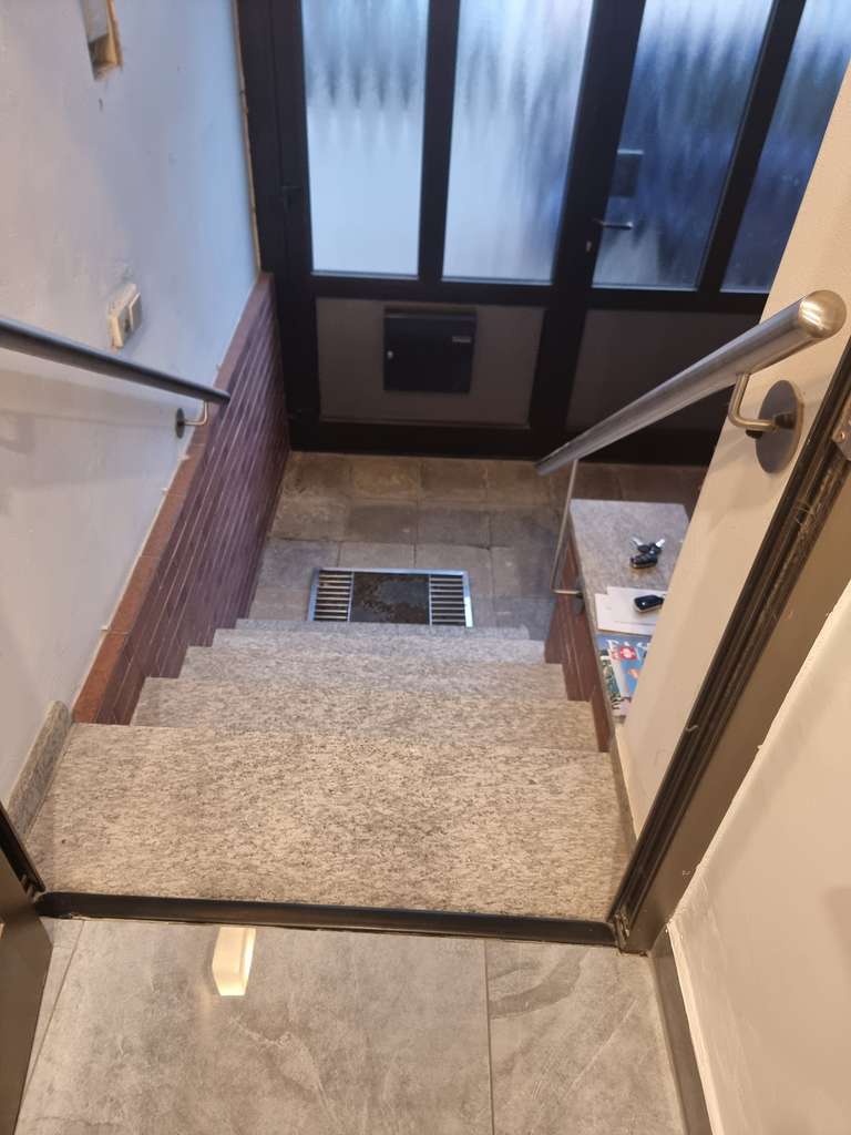 Immobilie in Gimbsheim - Reinenhaus mit Gaststätte in guter Lage Verkaufen - Bild 1