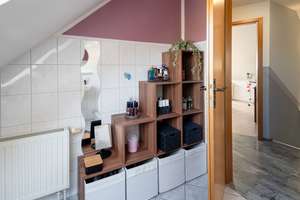 Guter Grundriss, viel Platz und naturnah: Dieses Einfamilienhaus ist Wohnen im Norden pur. – Die vollständige Adresse der Immobilie erhältst du vom Anbieter., 25855 Haselund – Vorschaubild 66